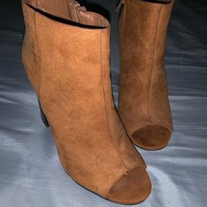 Cameo open toed heels